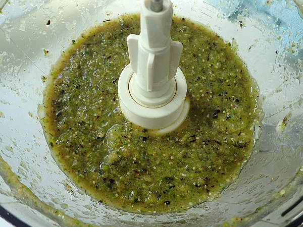 Grilled chili verde all nice and blended in a food processor.  Now for a taste!