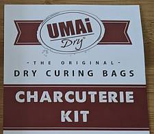 UMAi charcuterie kit