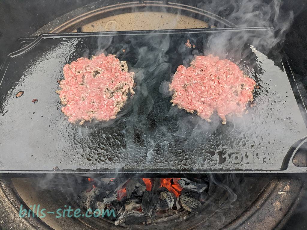 making smash burgers on the Lodge LDP3 reversible griddle